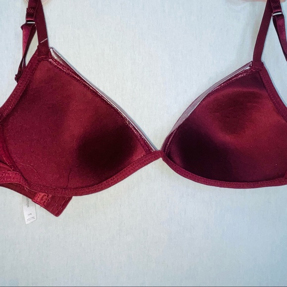 BCBGeneration  2-Pack Wireless Convertible Back Padded Bra, - Picture 15 of 16